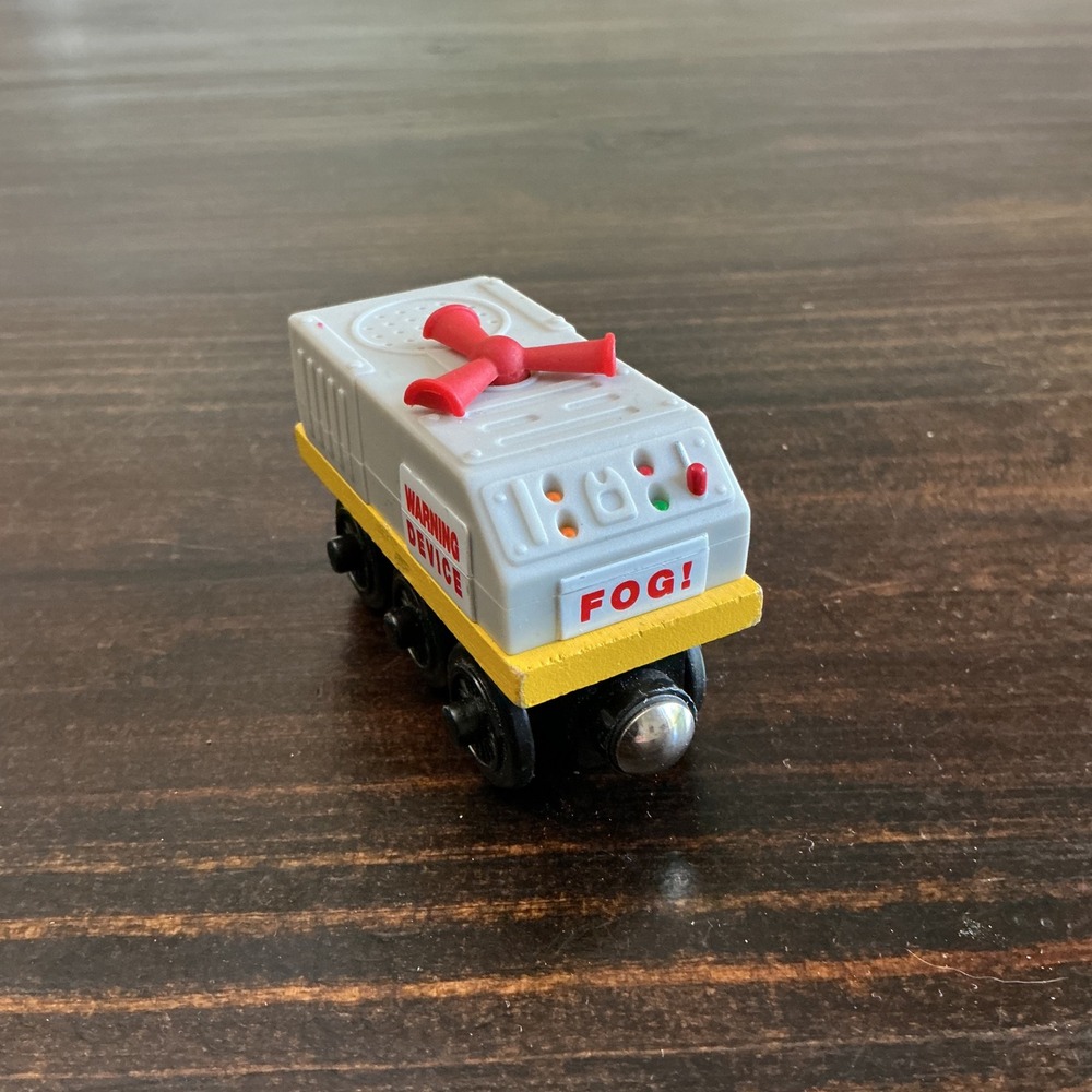 Thomas Wooden Railway Fog Horn Car NO SOUND Warning Device Grey Yellow Train